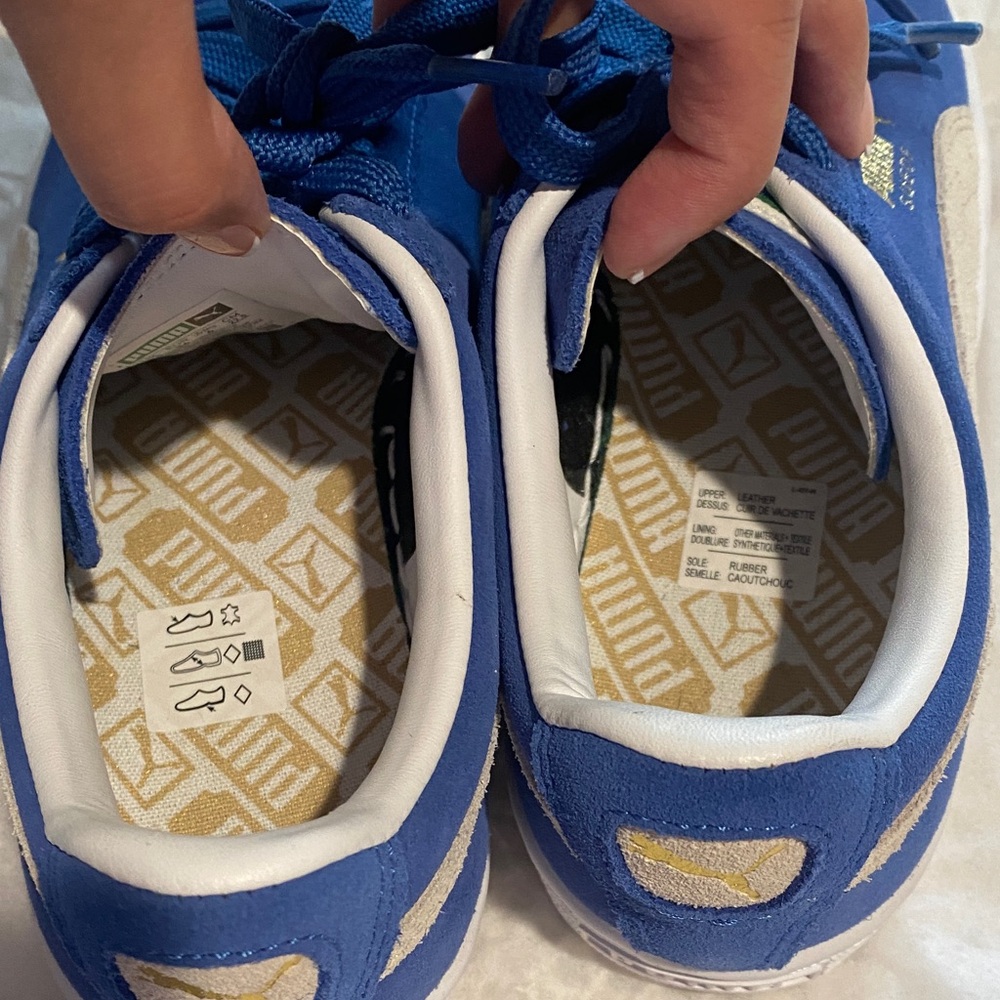 NWT Puma Blue and Cream Suede Sneakers (SIZE 6) - Picture 8 of 8